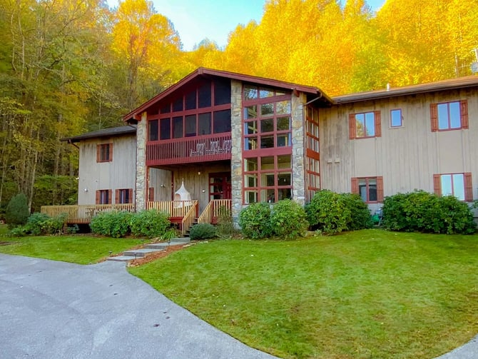 The Hive Lodge exterior